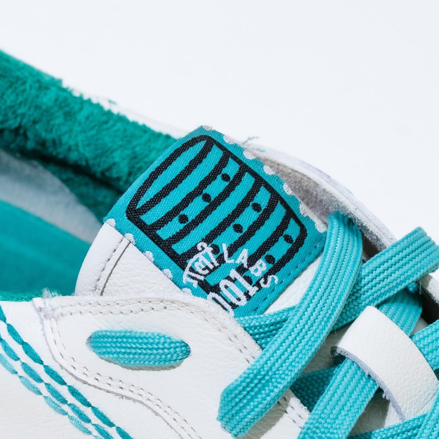 Gully Number 001 The Revisit - Papla Green