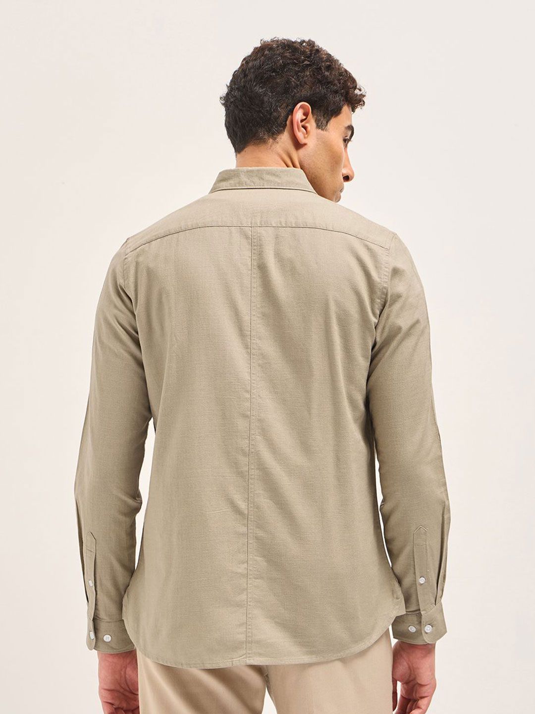 Men Slim Fit Solid Spread Collar Casual Cotton Linen Shirt