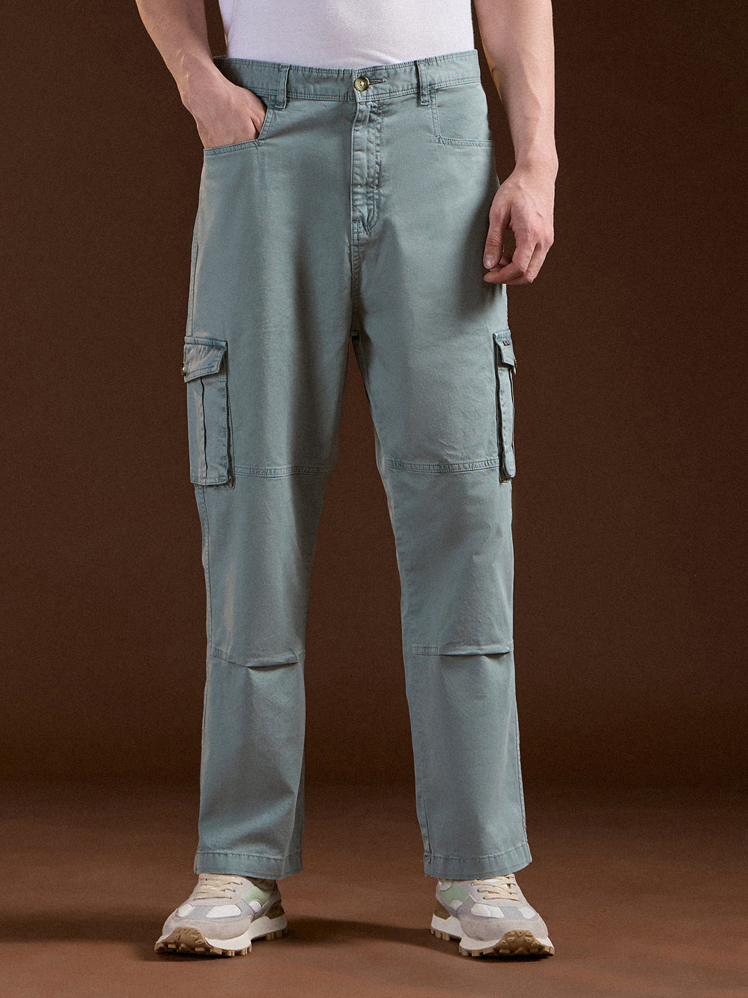 Light Green Solid Straight Fit Functional & Stylish Cargo Pant