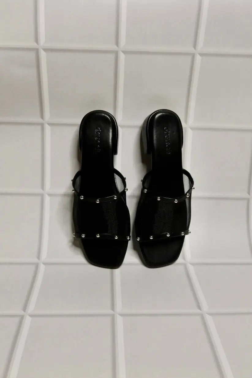 Nova Flats Black