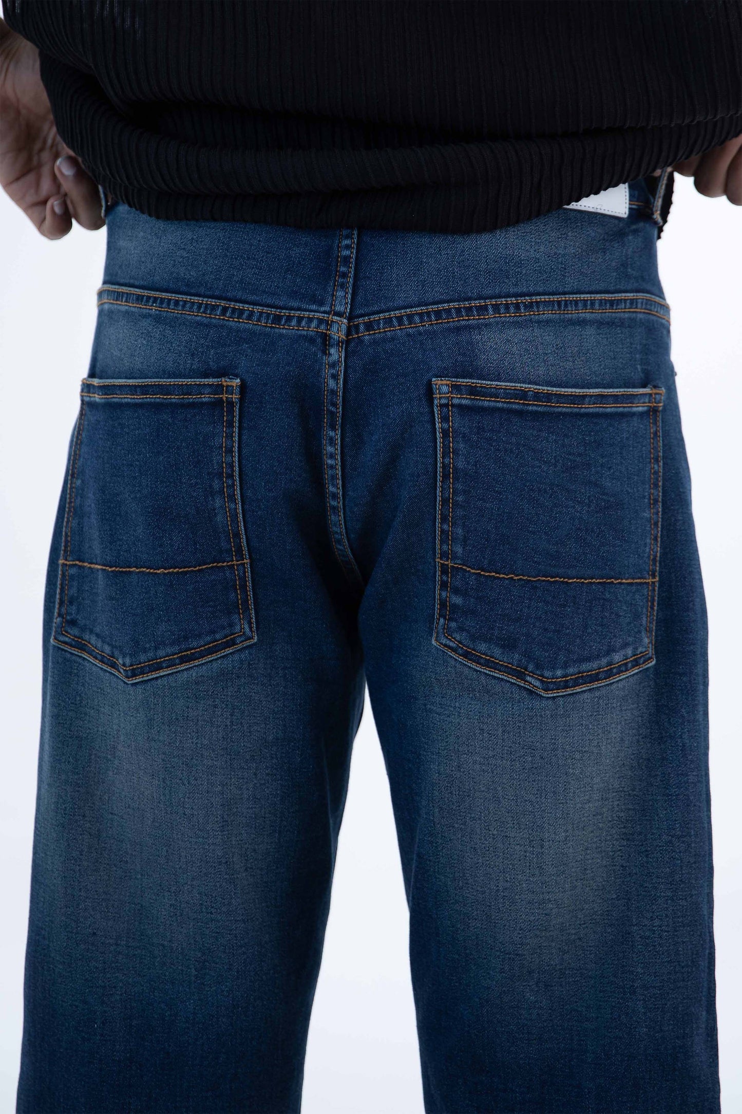 Move Easy Straight Jeans: Blue