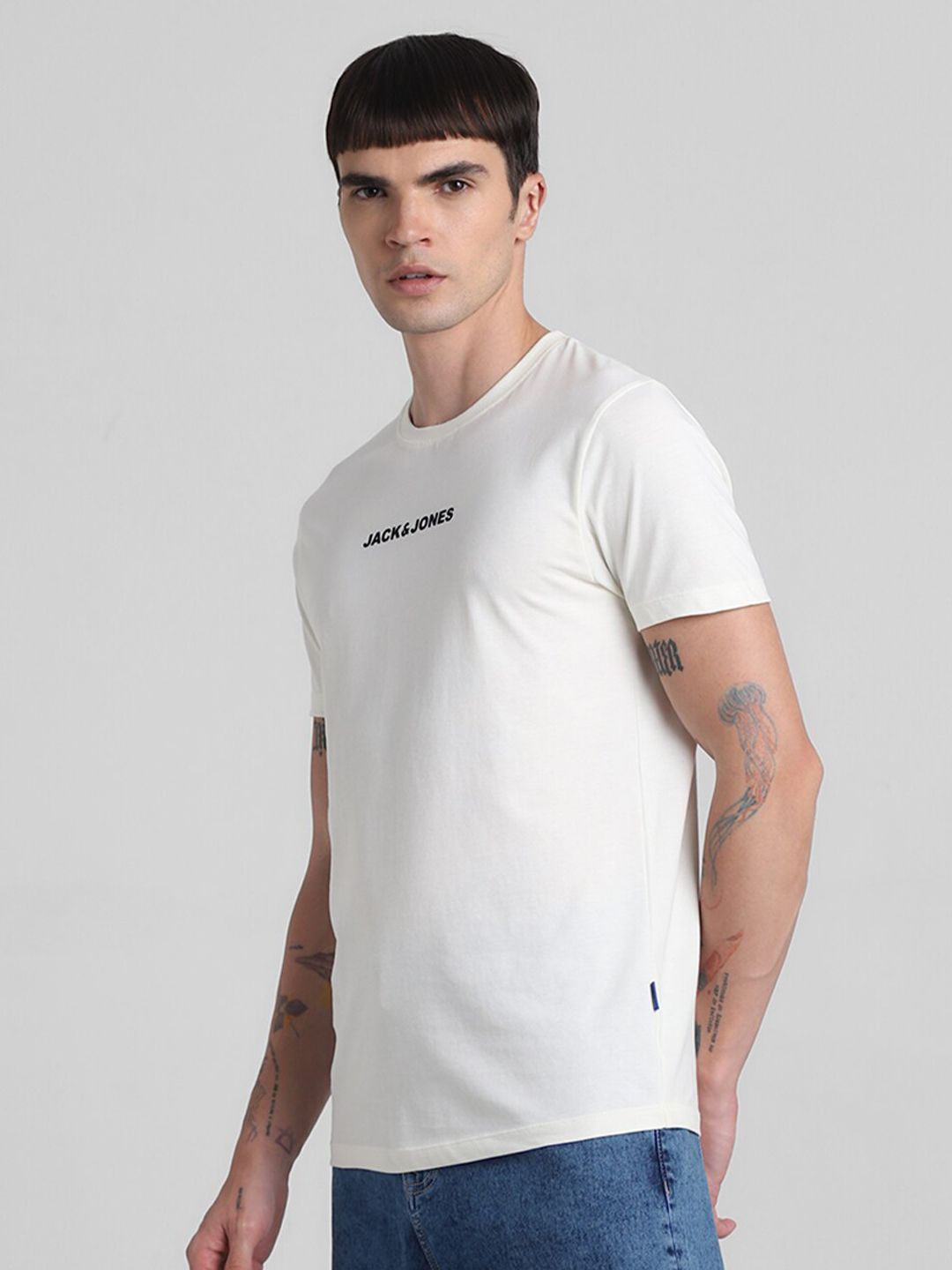 Typography Round Neck Short Sleeves Applique Slim Fit T-shirt