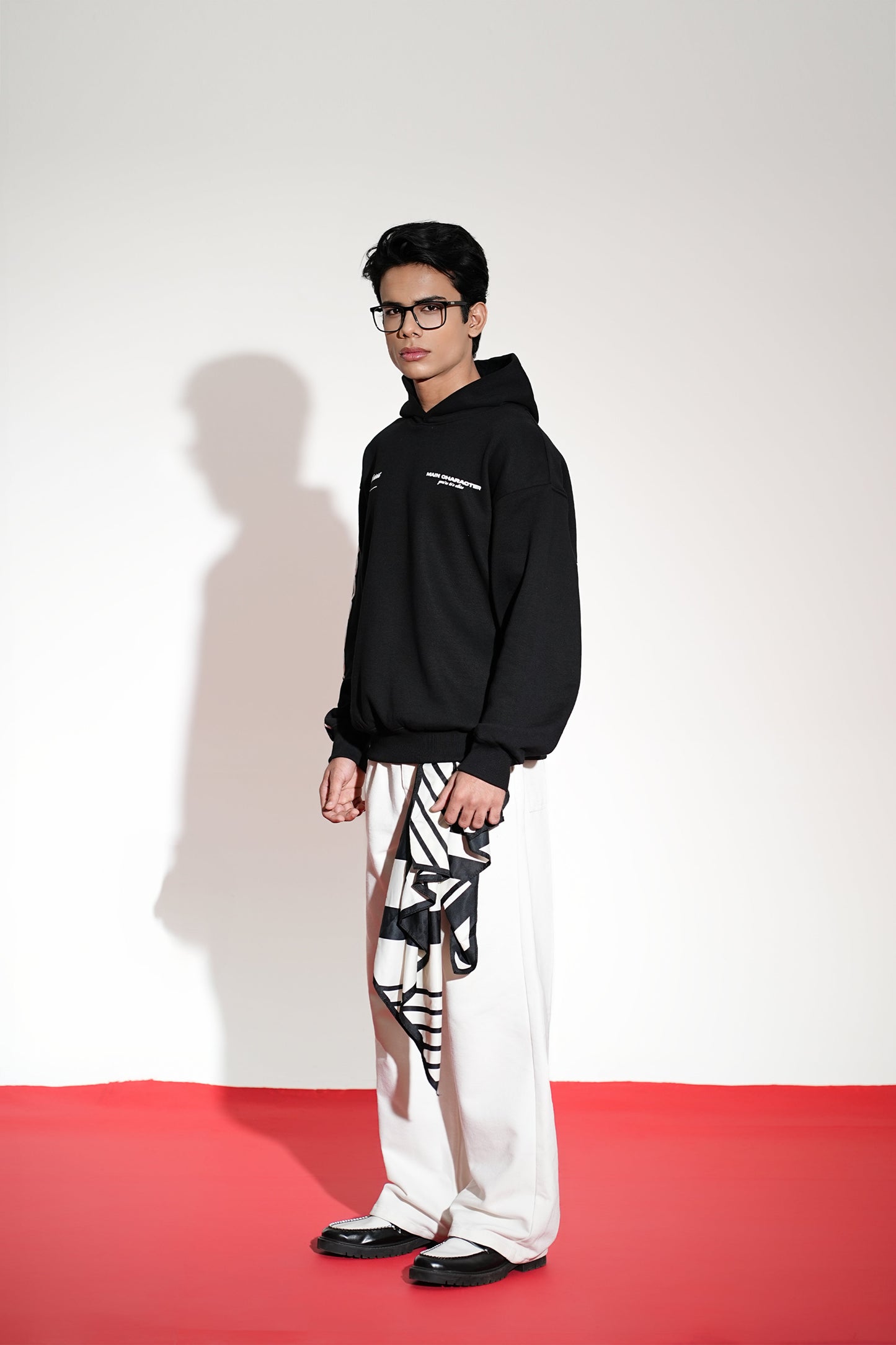 CORE OVERSIZED HOODIE