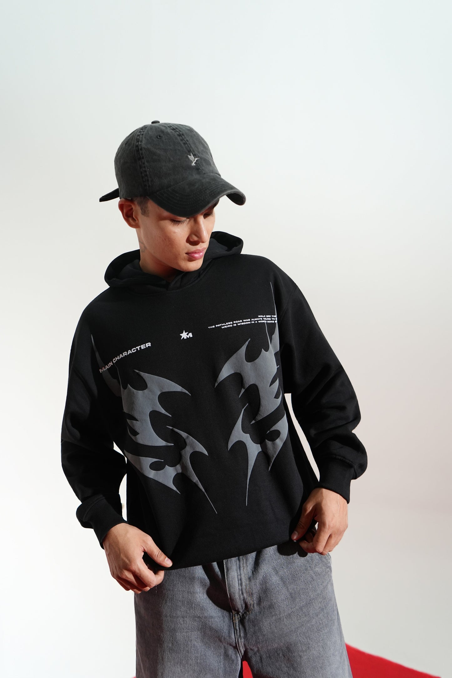 BLACK AURA OVERSIZED HOODIE