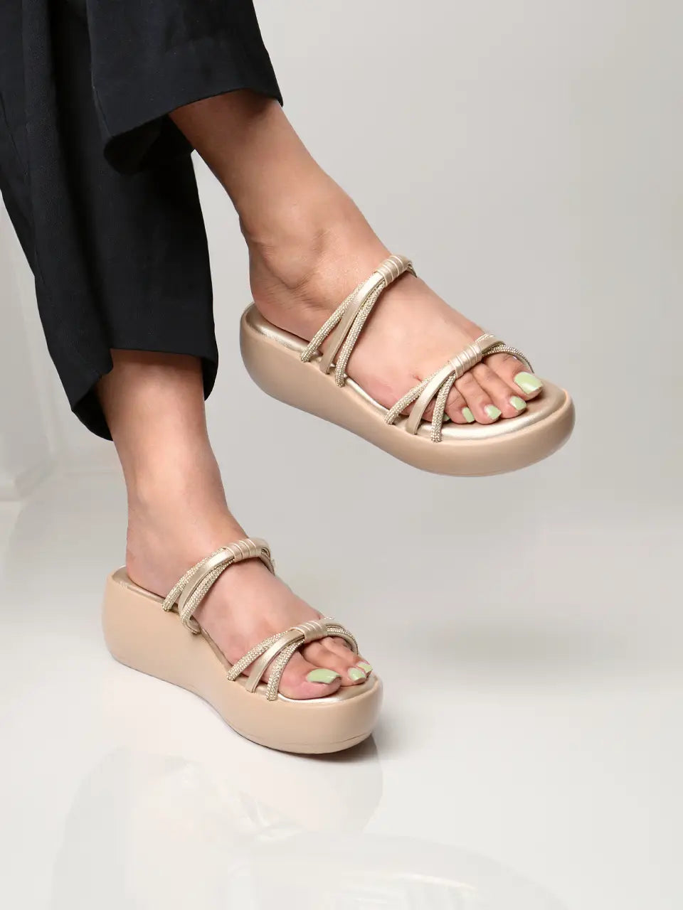 Daisy Gold Flatform Heels