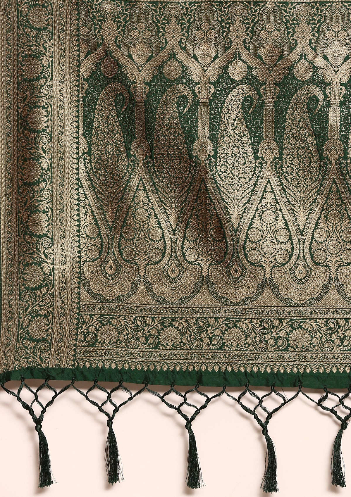 Dark Green Traditional Woven Tussar Saree