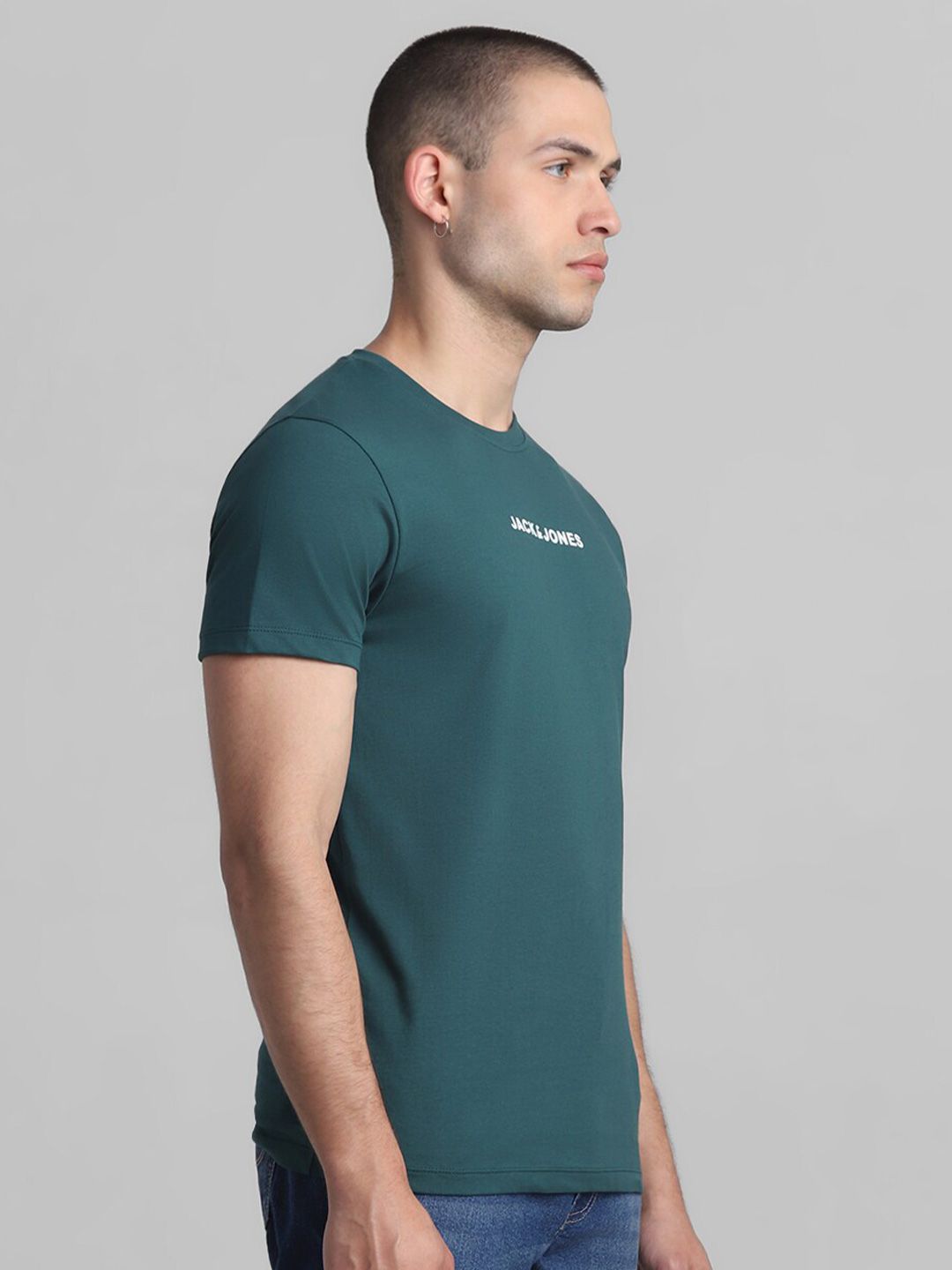 Men Printed Slim Fit T-shirt