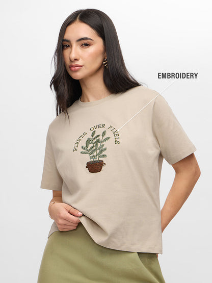 TSS Originals: Plants Over Pixels