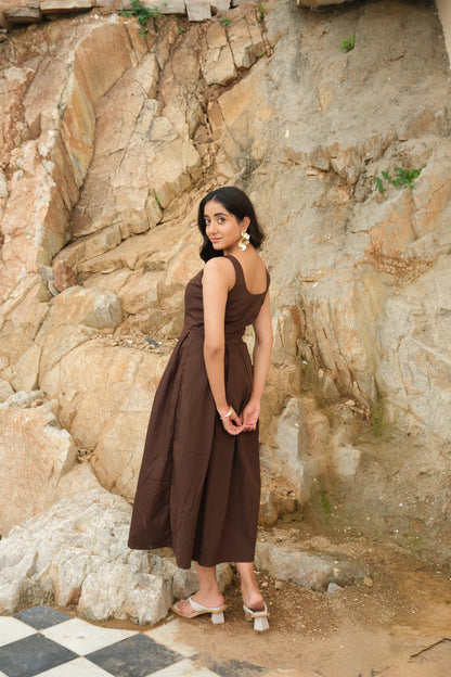 Pleated Midi Dress (Brown)