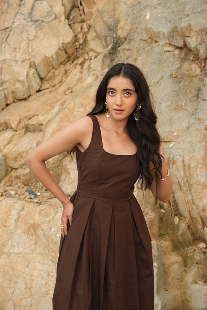 Pleated Midi Dress (Brown)