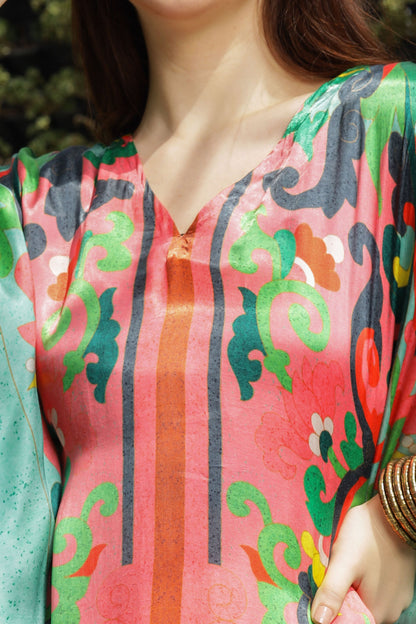 MUSEUM OF MONUMENTS GREEN KAFTAN