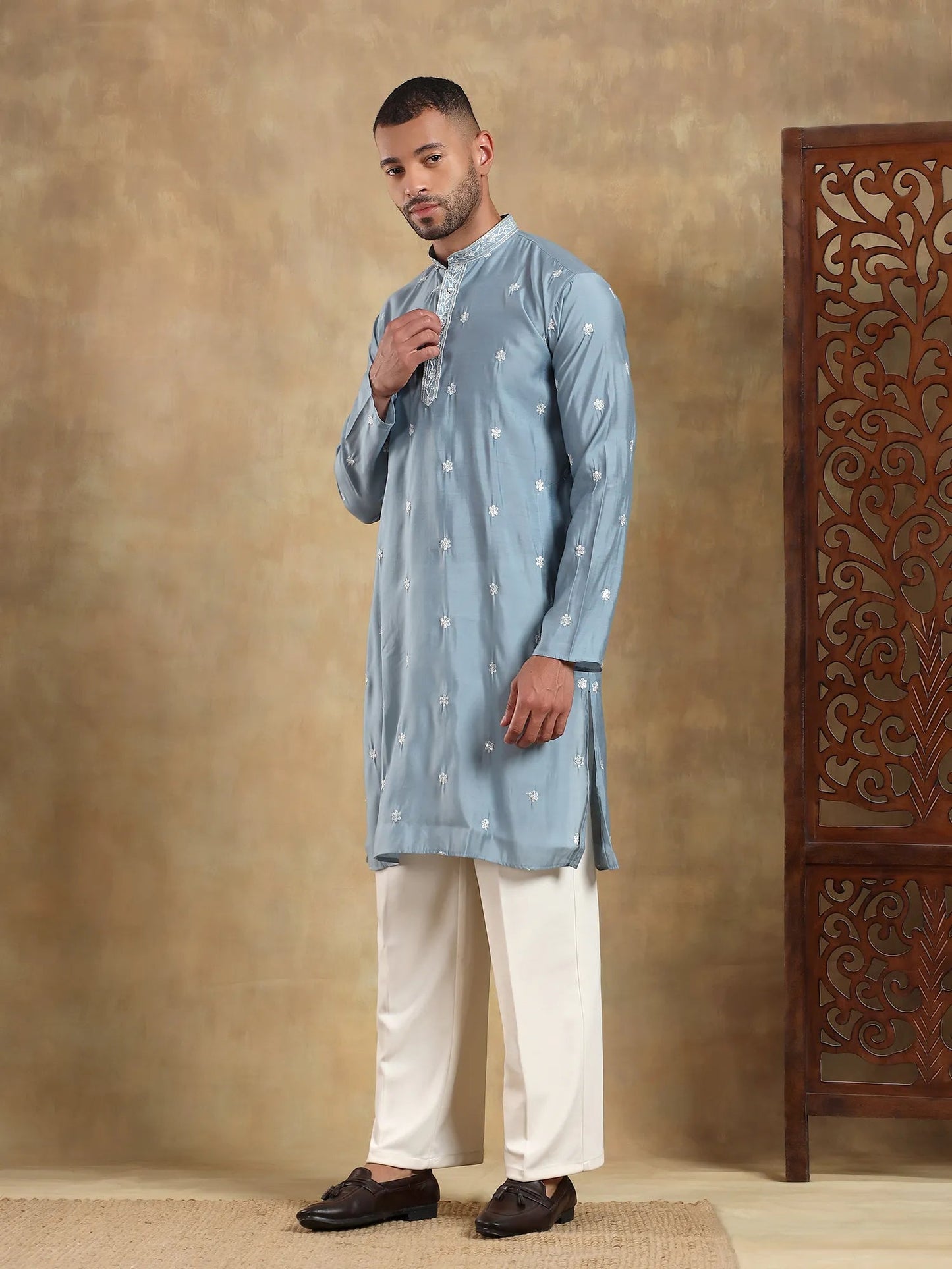Blue Embroidered Long Kurta