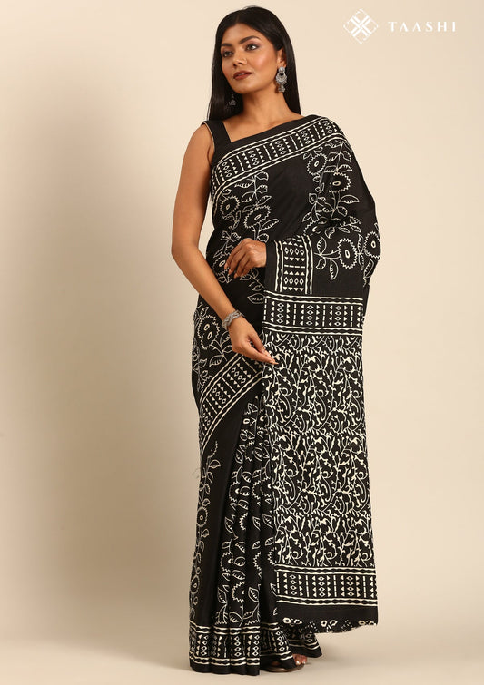 Black Abstract Printed Tussar saree