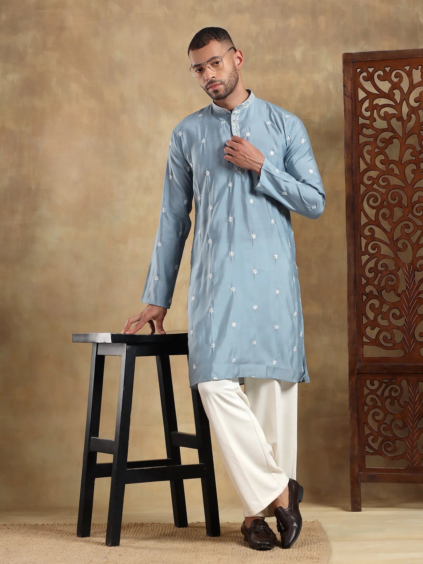 Blue Embroidered Long Kurta