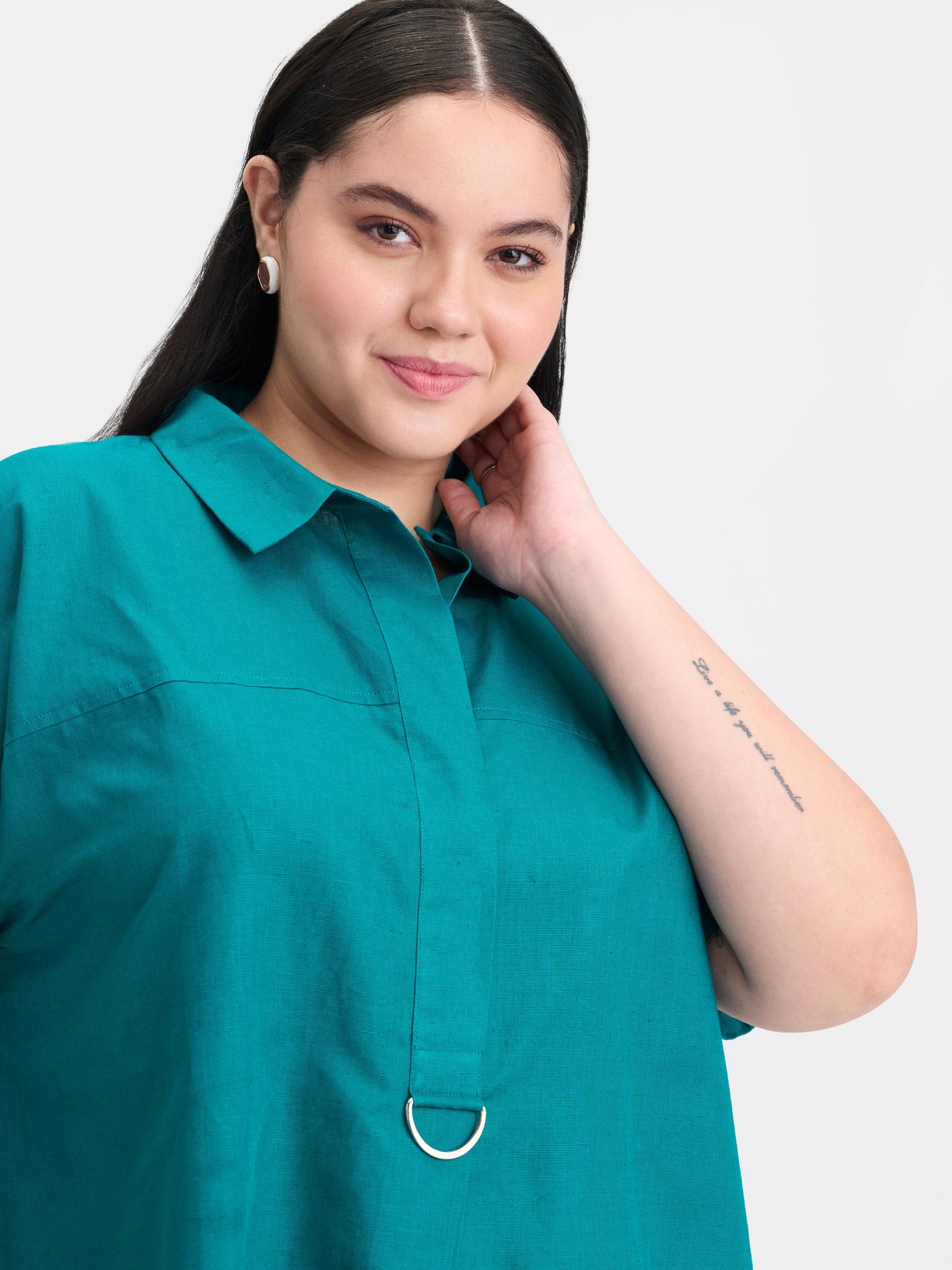 Linen D-Ring Utility Collared Top