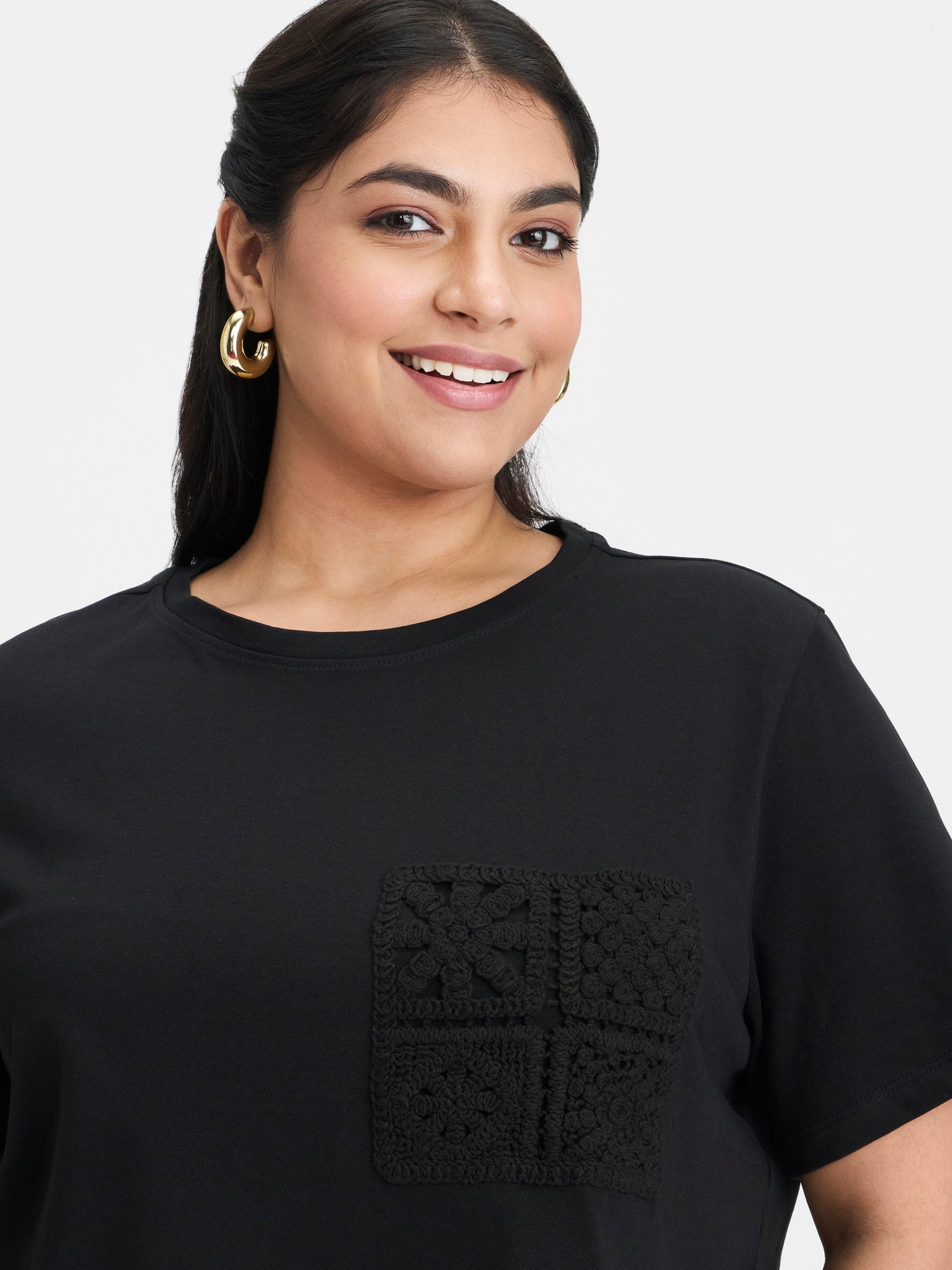 100% Cotton Crochet Patch Pocket Tee