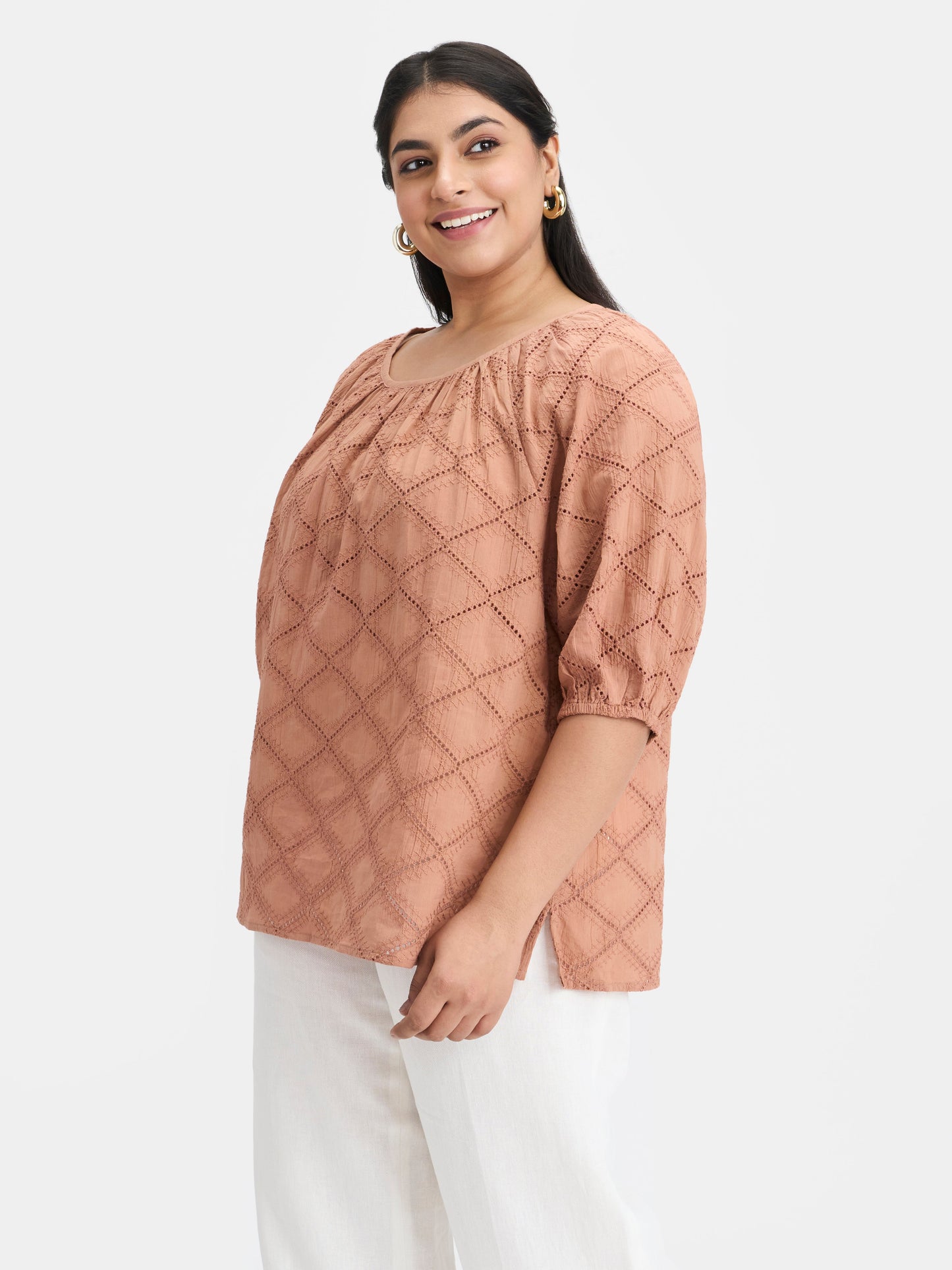 100% Cotton Schiffli Raglan Top