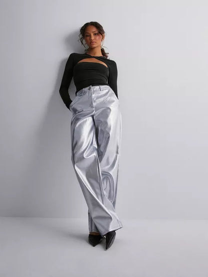 MWB Keyhole Long Sleeve Top