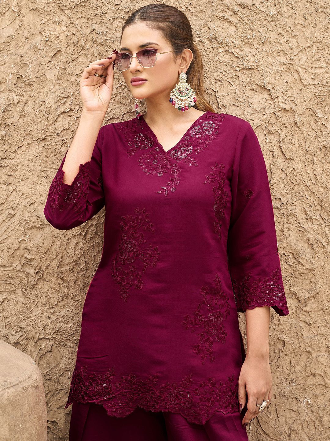 Embroidered V-Neck Tunic With Trousers