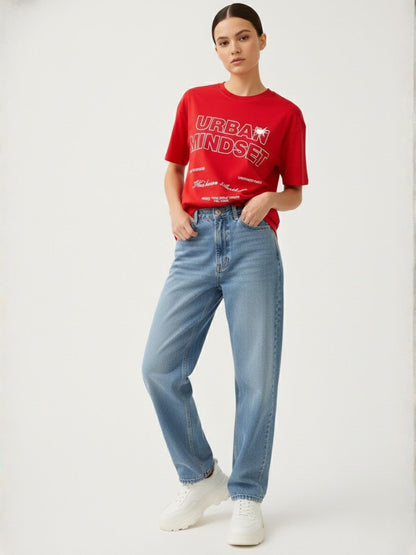 Red Crew Neck Graphic Tshirt