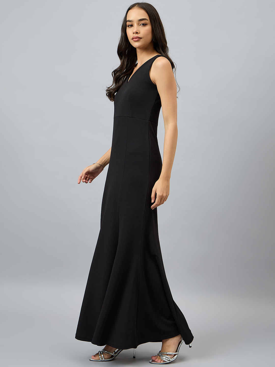 Solid Sleeveless V Neck Maxi Gown