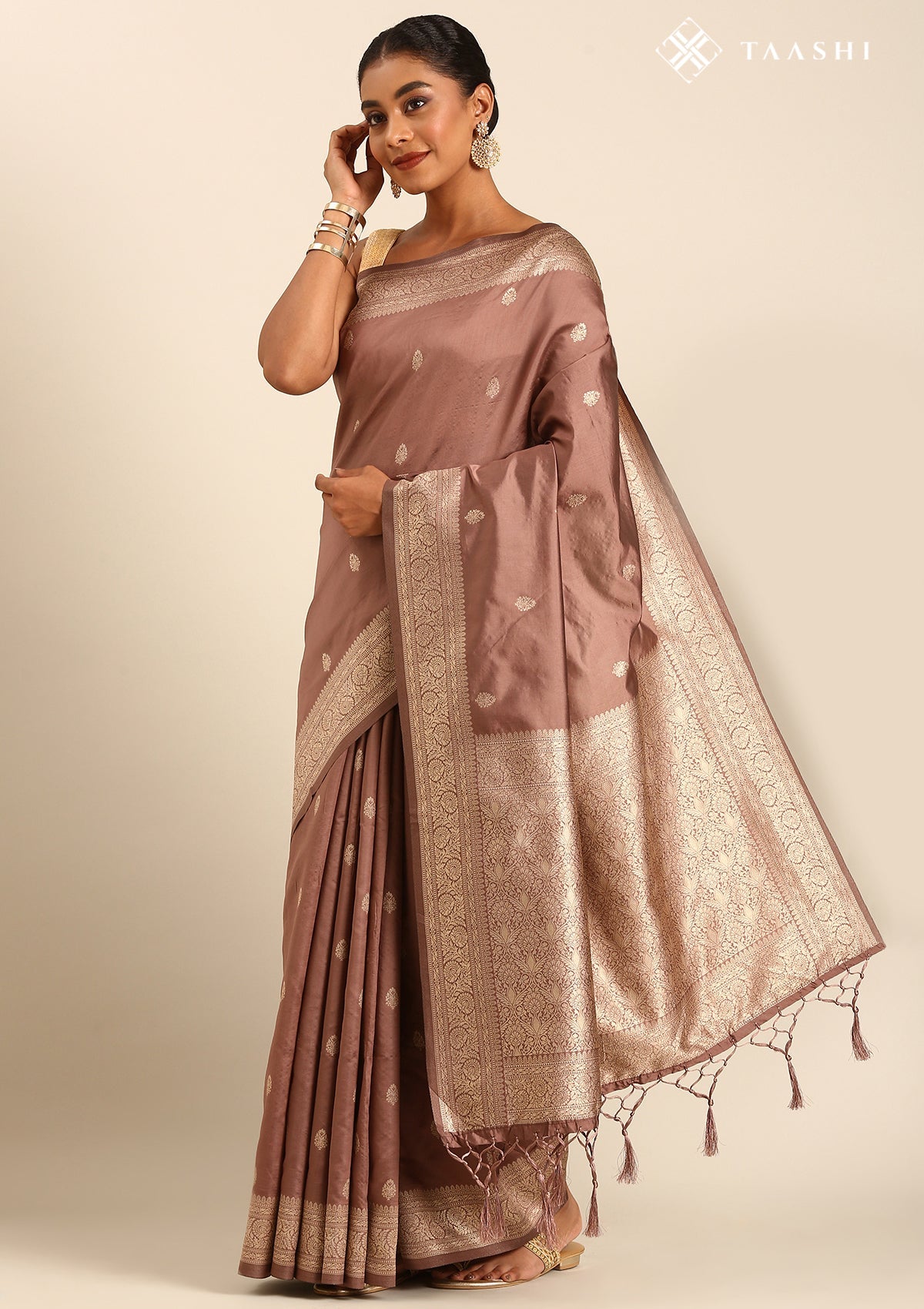 Mocha Mousse Traditional Pattern Woven Tussar Saree