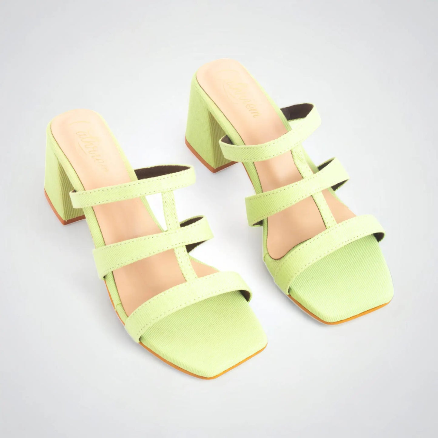 Linda Sandal
