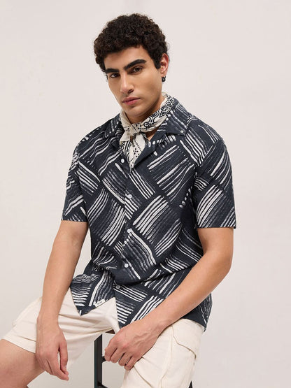 Men Relaxed Fit Geometric Printed Cuban Collar Casual Shirt