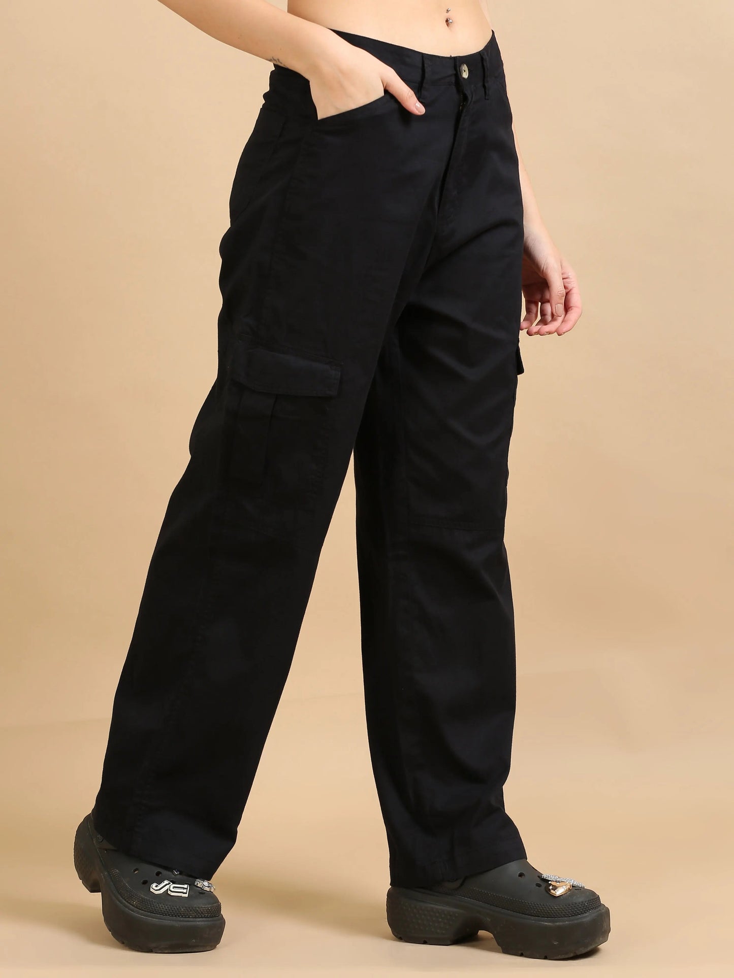 Women Cotton Relaxed Fit Cargo Trousers, Black