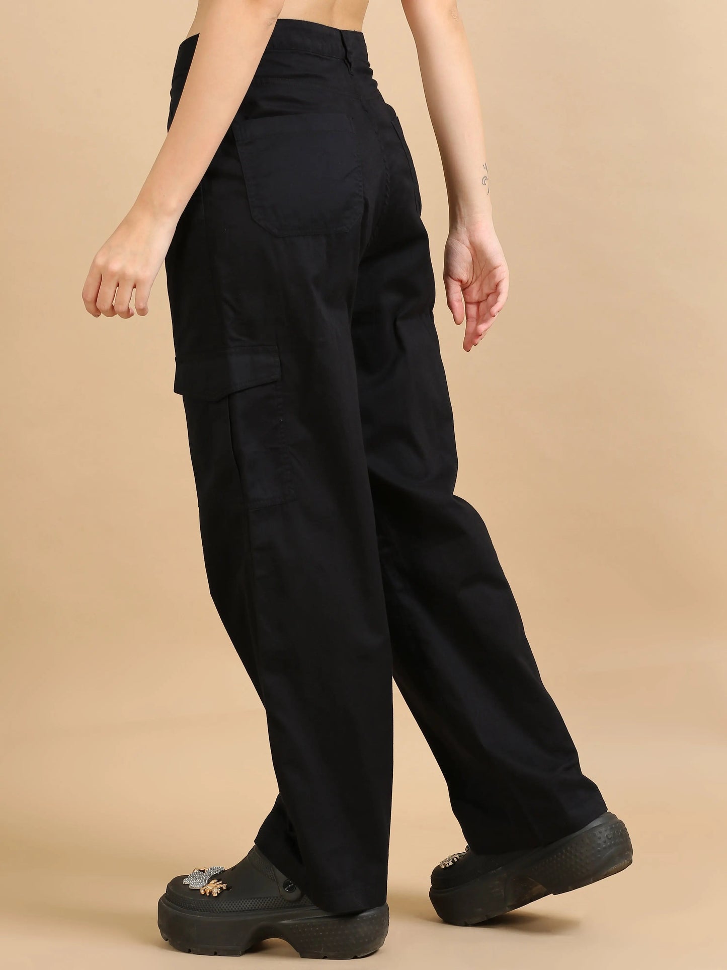 Women Cotton Relaxed Fit Cargo Trousers, Black