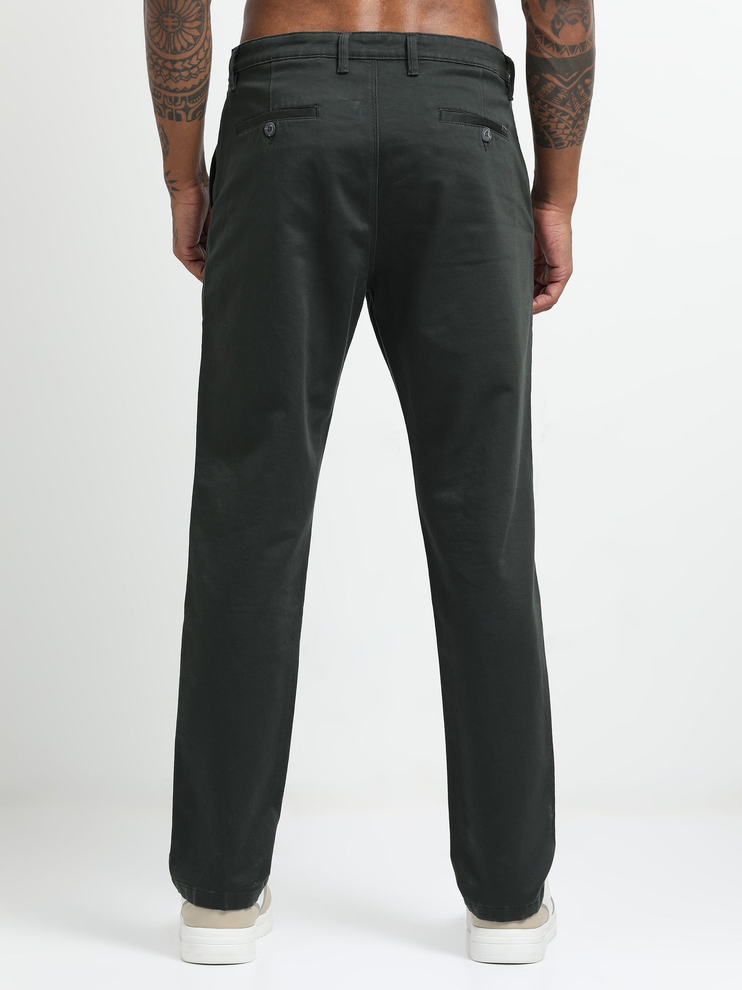 REGULAR FIT SOLID TROUSER