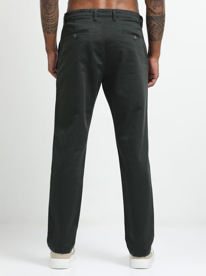 REGULAR FIT SOLID TROUSER