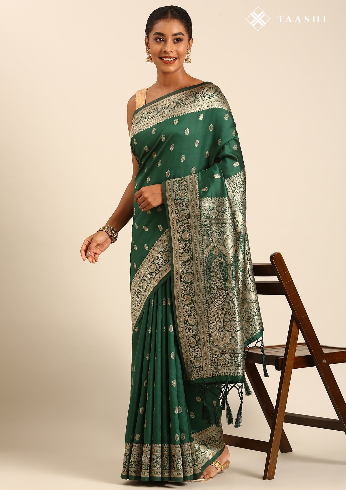 Dark Green Traditional Woven Tussar Saree