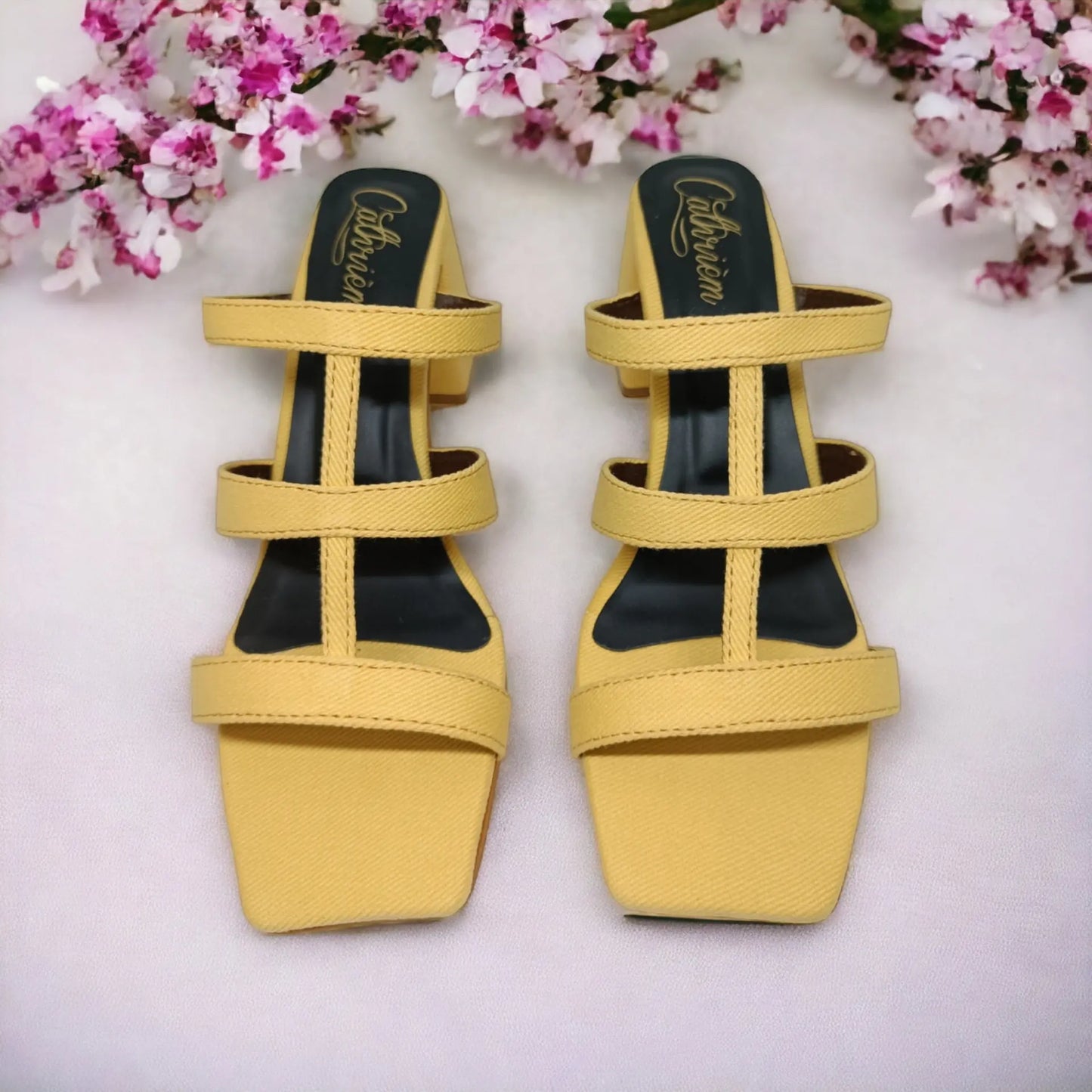 Linda Sandal