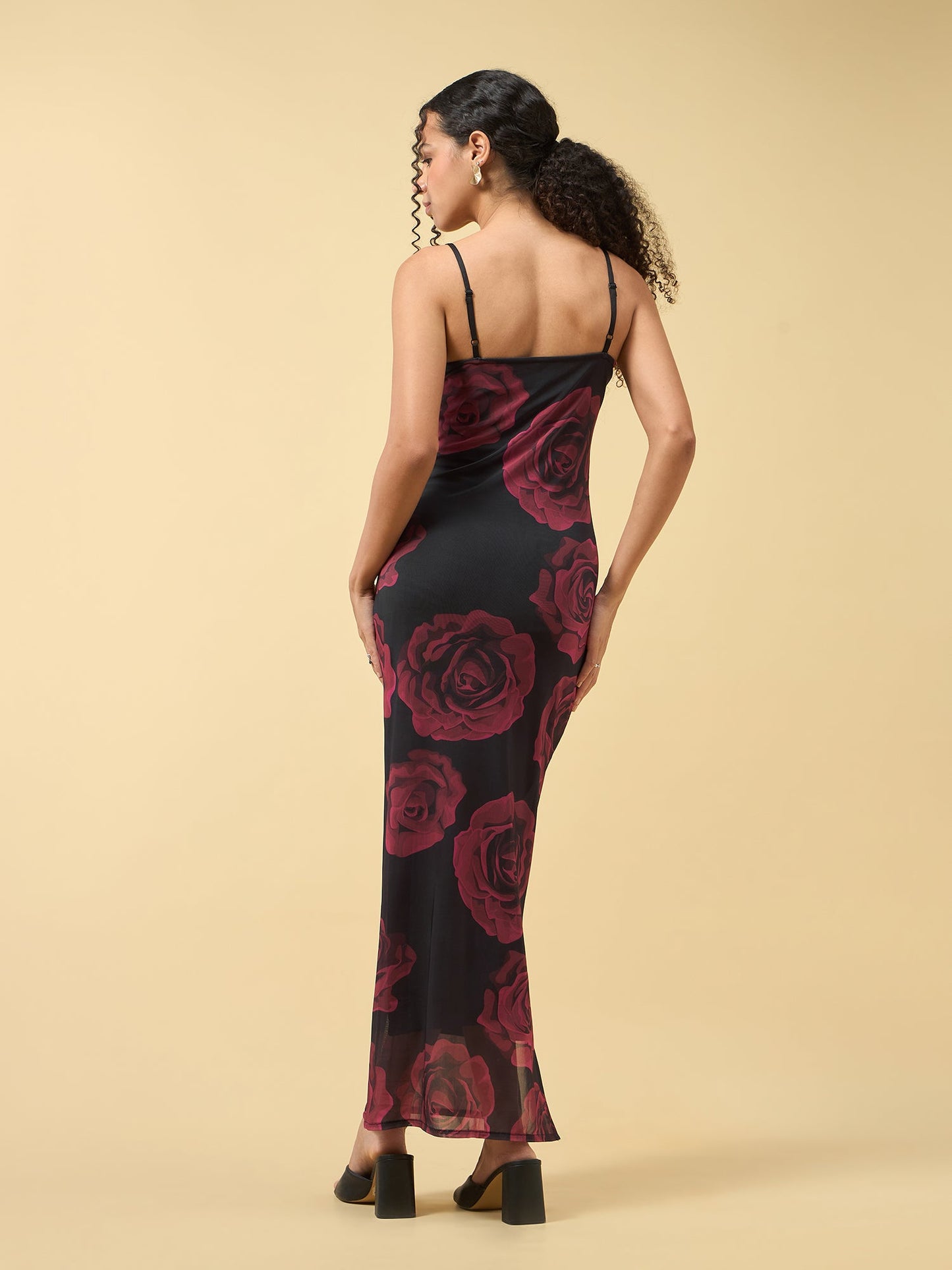 Black Thin Stapped Fitted Dress