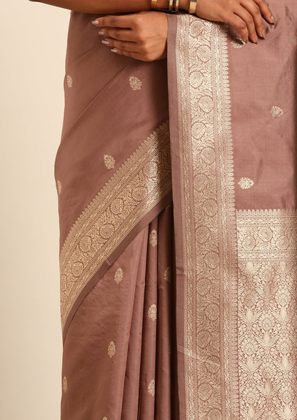 Mocha Mousse Traditional Pattern Woven Tussar Saree