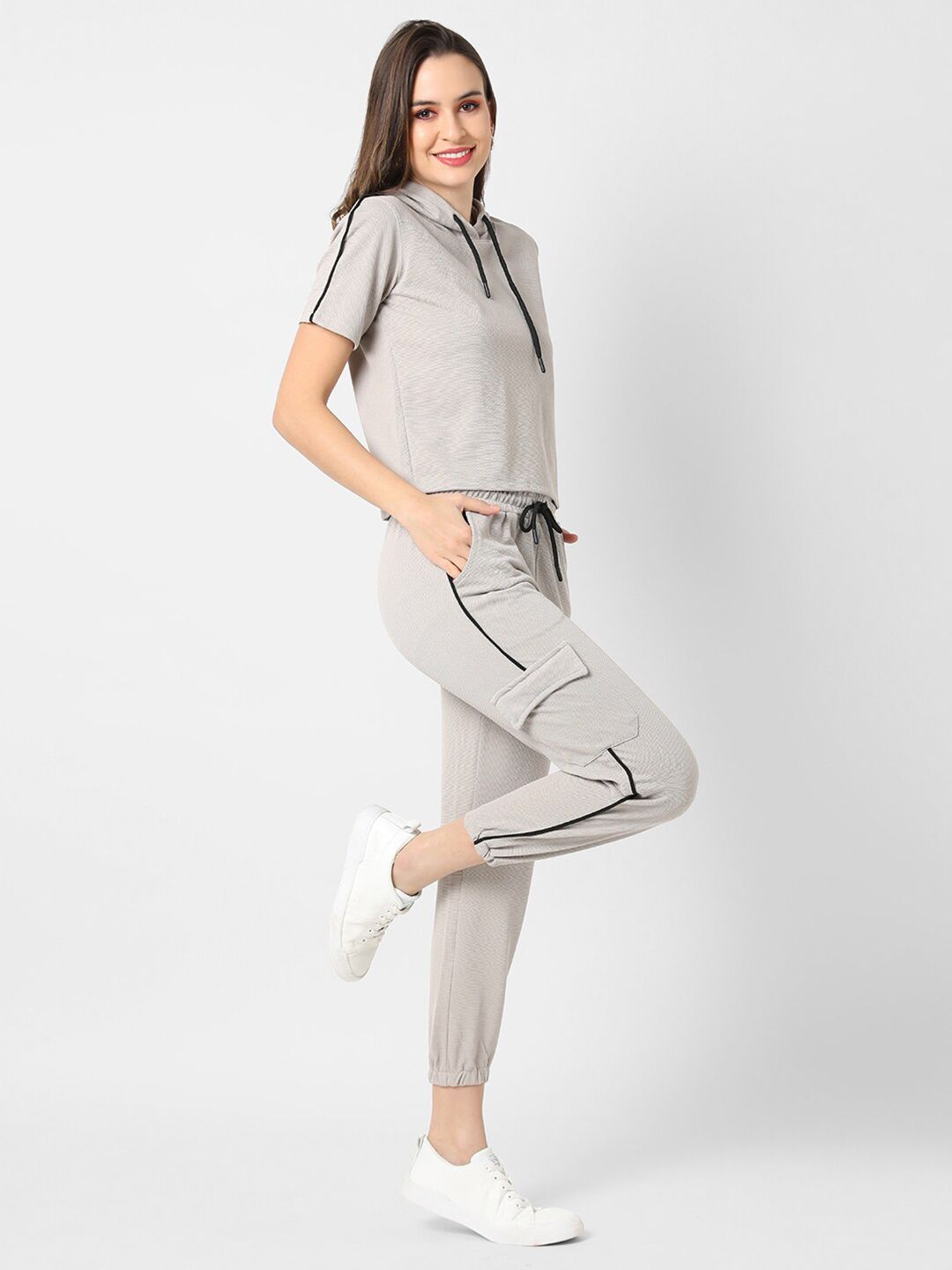 Women Grey Solid Hooded T-Shirt with Trousers