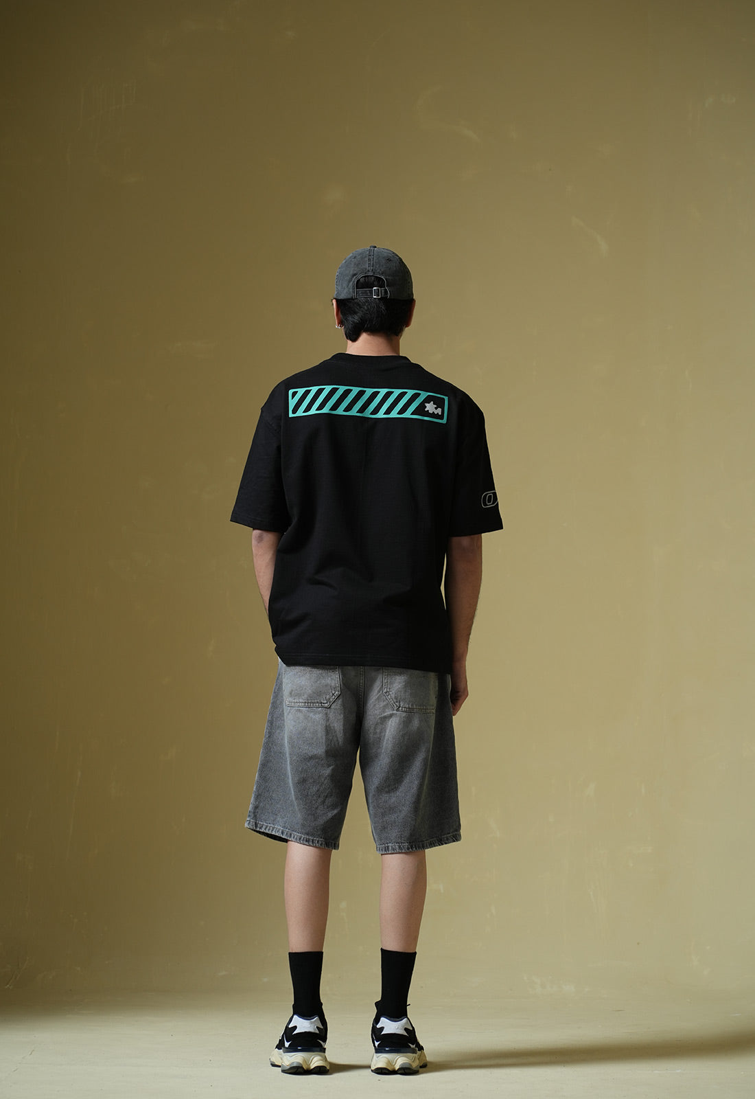 Unknown Heavyweight-Oversized T-Shirt (Tryo Exclusive)