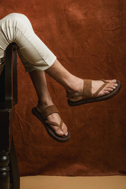 Paaduks Hiver Thong-Strap Corduroy Brown Sandals