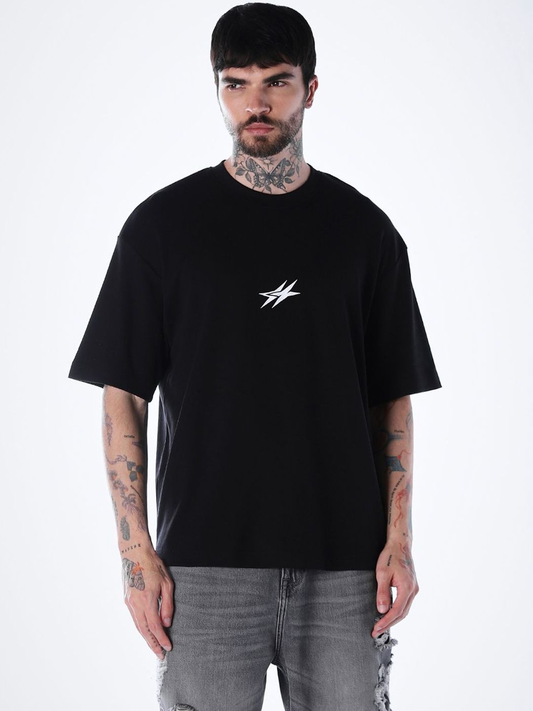Graphic Printed Round Neck Oversized Fit Pure Cotton T-shirt