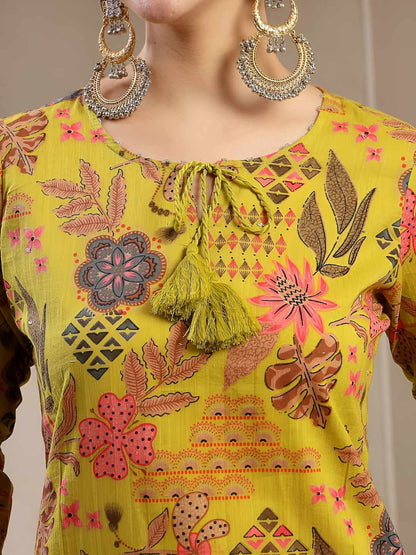 Women Floral Printed Cotton Kurta with Trousers & Dupatta