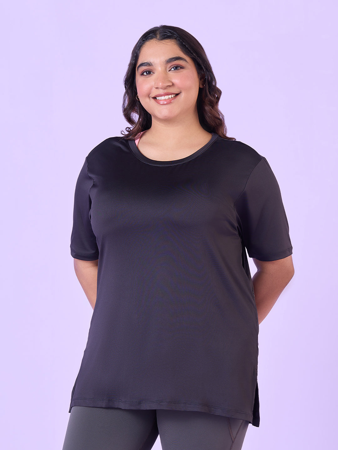 PLUS SIZE BLACK STRETCHABLE T-SHIRT WITH POCKETS | XL - 6XL