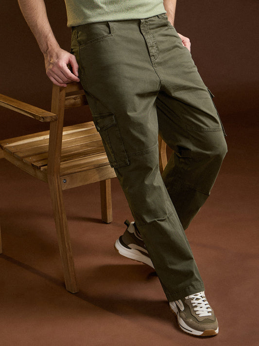 Olive Solid Straight Fit Functional & Stylish Cargo Pant