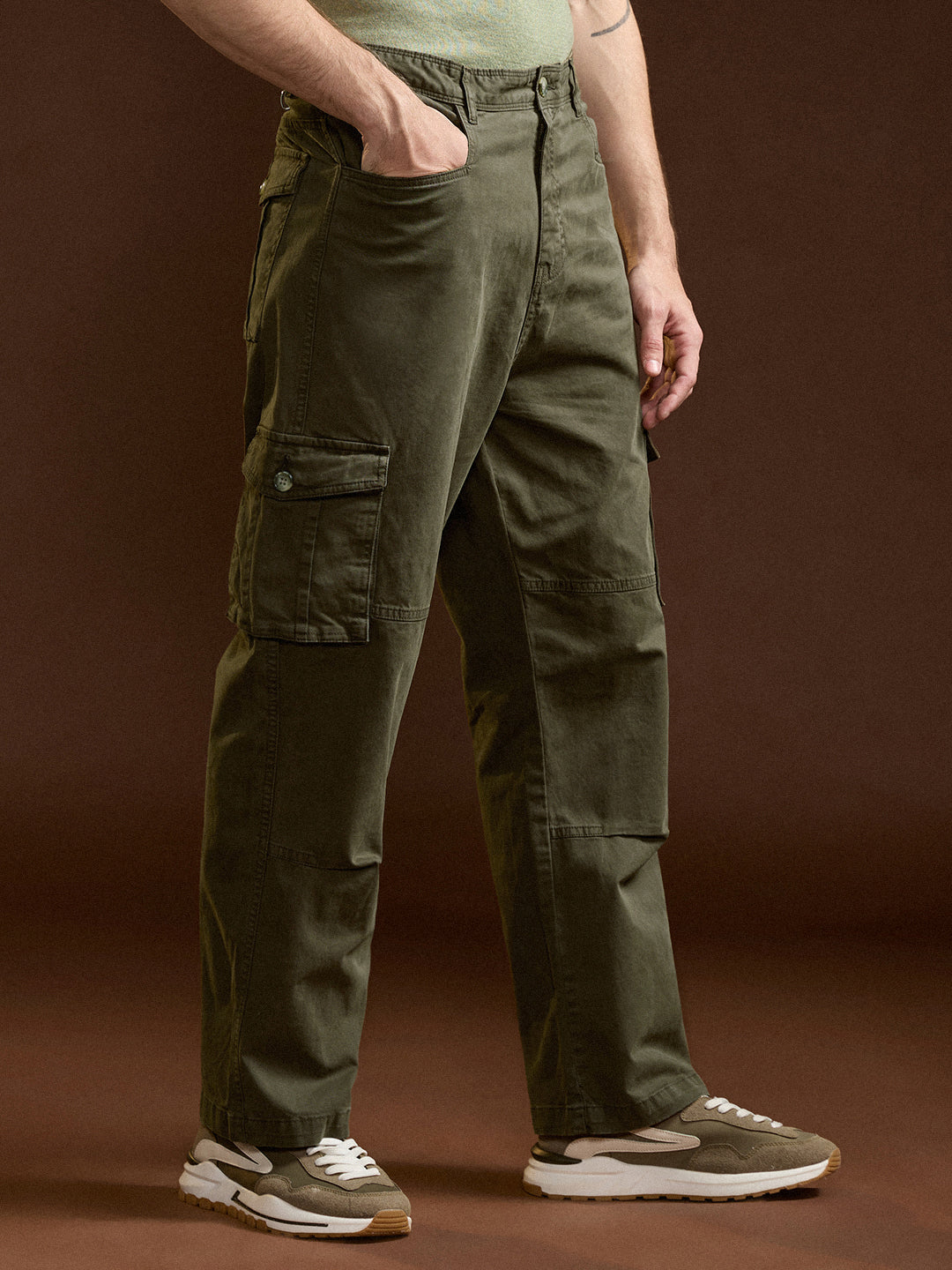 Olive Solid Straight Fit Functional & Stylish Cargo Pant