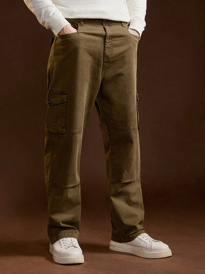 Brown Solid Straight Fit Functional & Stylish Cargo Pant