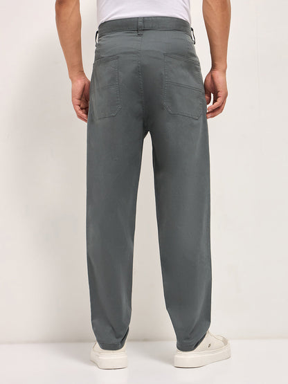 Grey Solid Cropped Carrot Fit Casual Chino Trouser