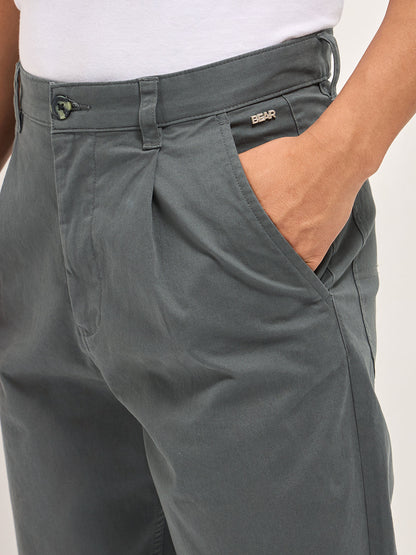 Grey Solid Cropped Carrot Fit Casual Chino Trouser