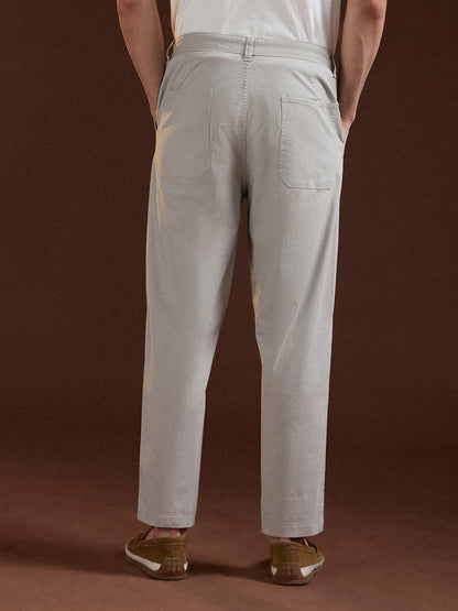 Grey Solid Cropped Carrot Fit Casual Chino Trouser