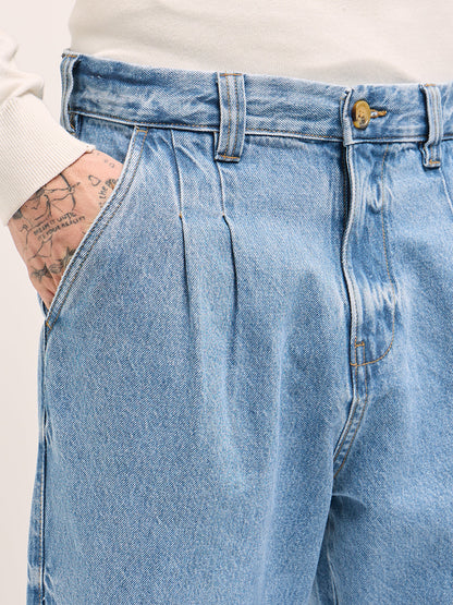 Classic Wide-Leg Denim Jeans with Pleated Detailing