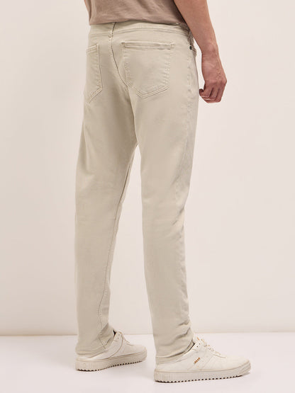 Stylish Beige Jeans with Comfortable Stretch and Skinny Fit